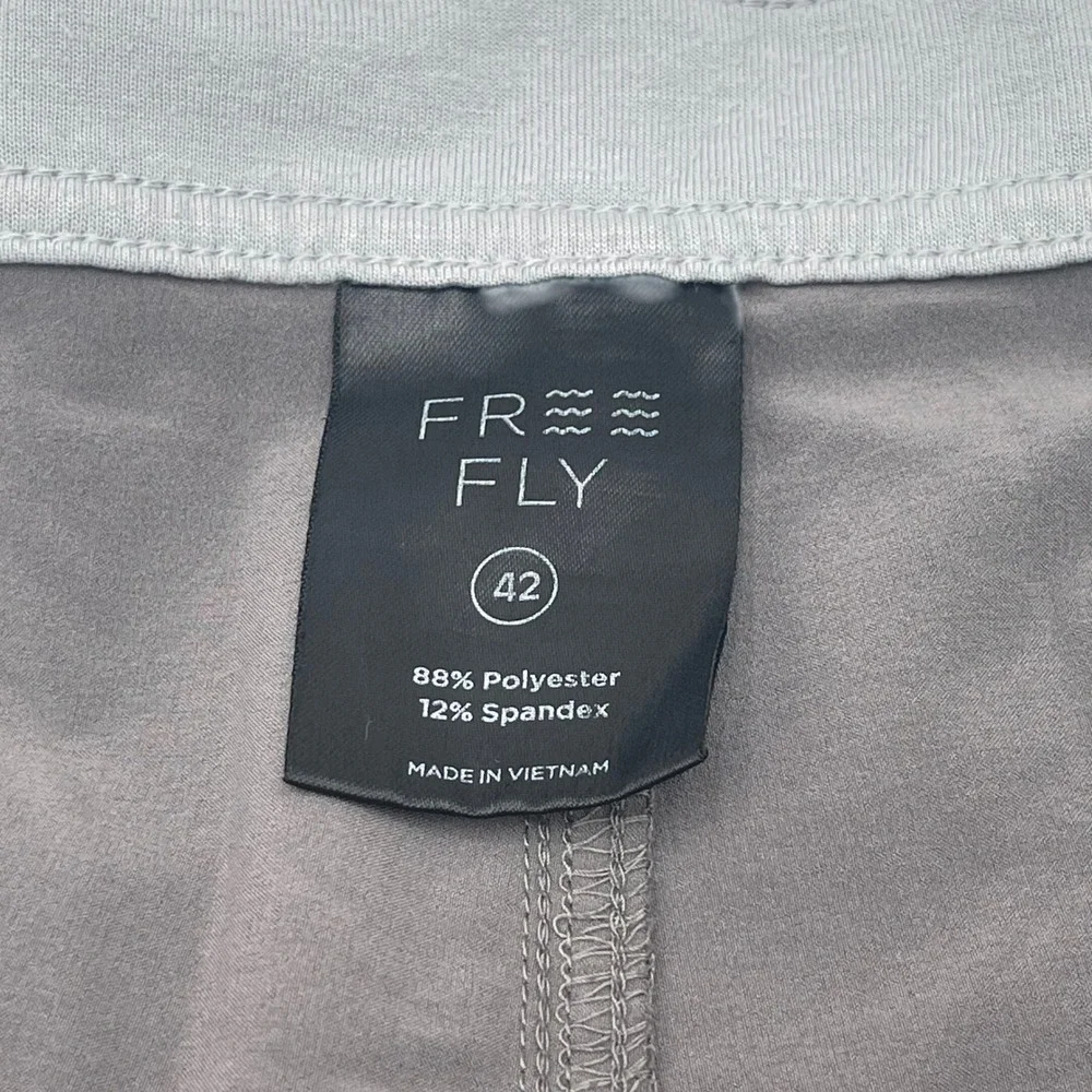 Free Fly Mens Breeze Shorts Size 42‎ Gray Polyester Spandex Lightweight Golf